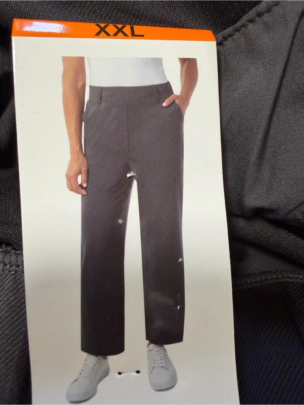 Ankle-Length Cropped Straight Pants in Dark Gray